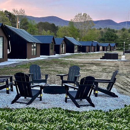 Emrose Luxury Cabins Brandon Exteriér fotografie
