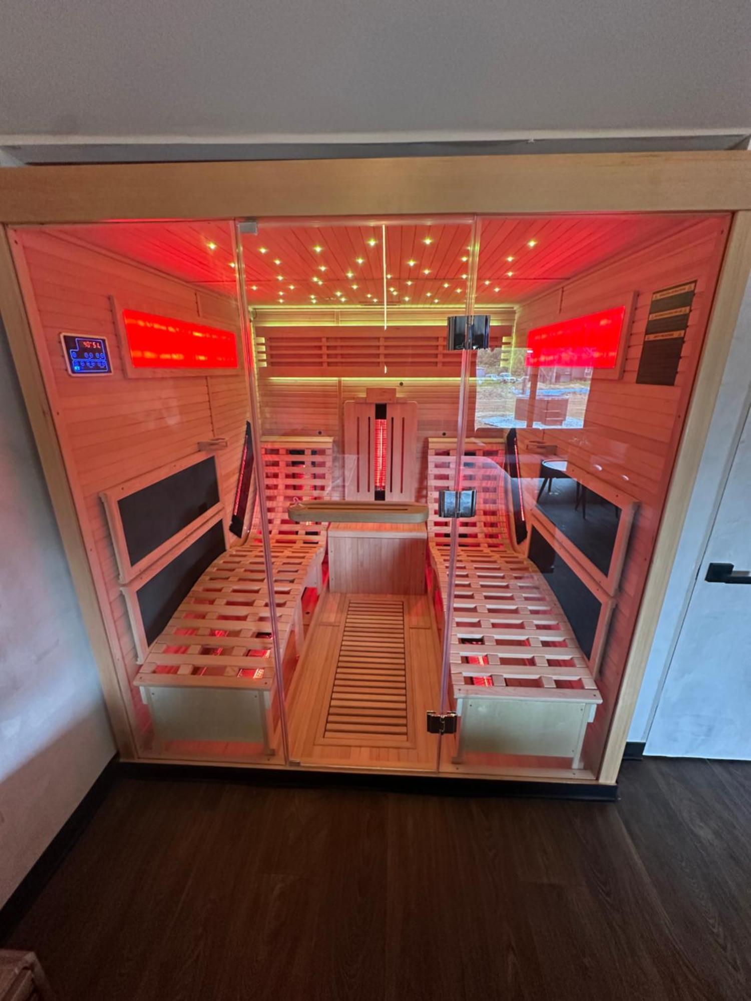Emrose Luxury Cabins Brandon Pokoj fotografie